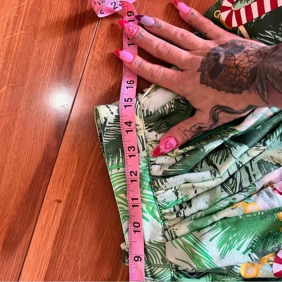 Light up Christmas skirt - Picture 11 of 14